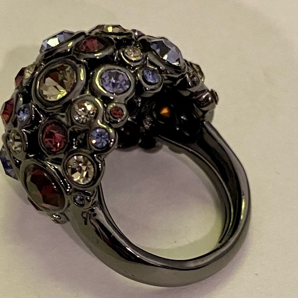 Party ring! - Picture 3 of 9